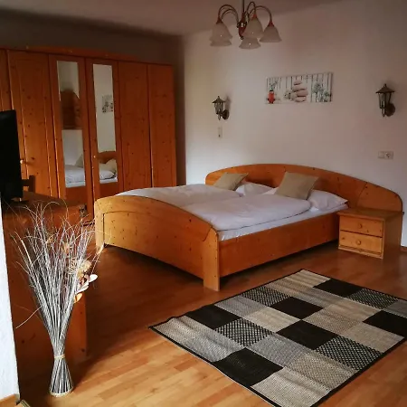 Garni Botenwirt シュピタル・アム・ピュールン